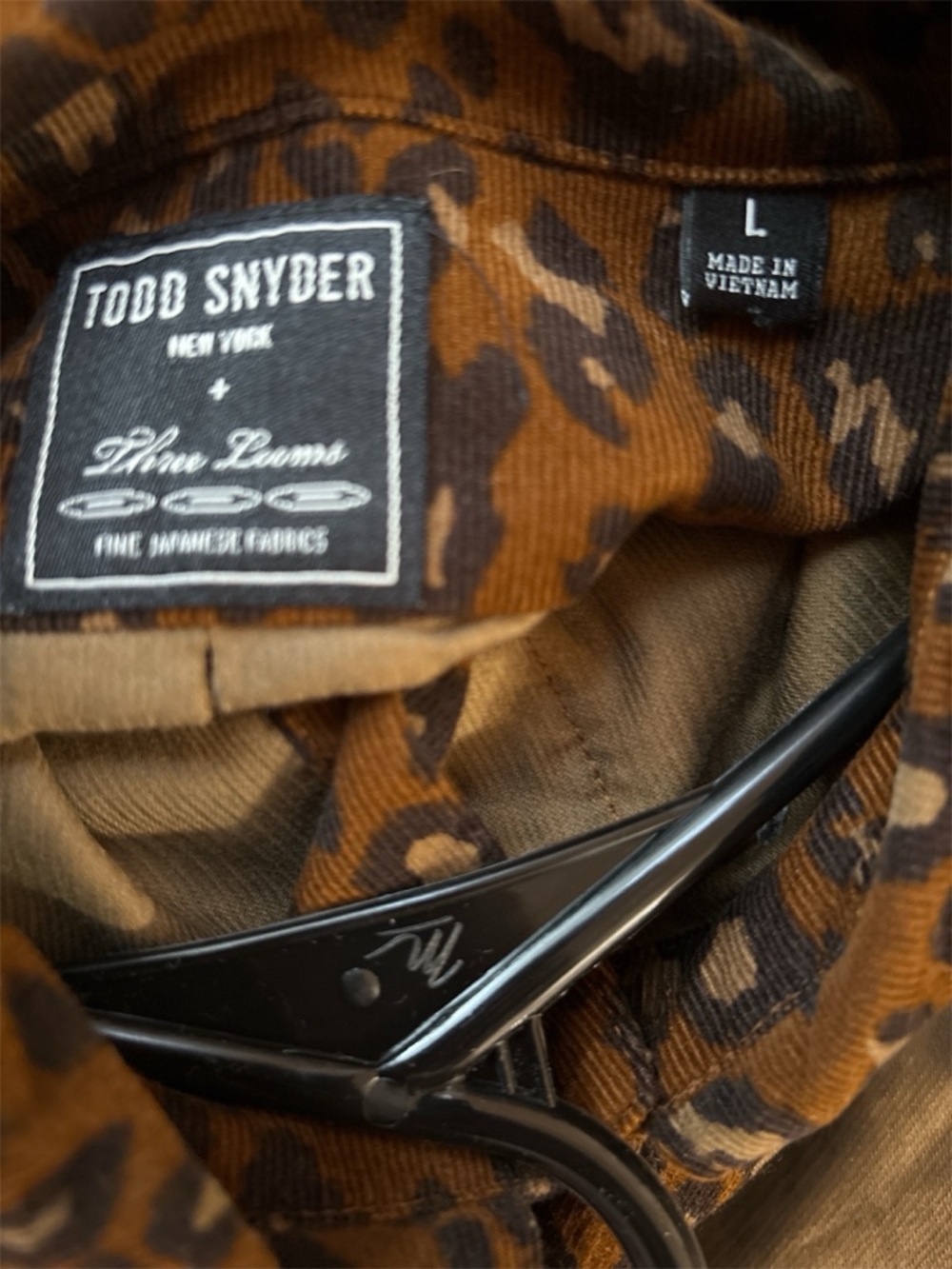 TODD SNYDER Men’s Corduroy Lightweight Brown Leopard-Print Button-Down Shirt - Picture 4 of 5